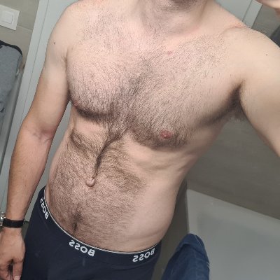 Adult content ! 🔞
Funny, fluffy, hairy guy
1m81 (or maybe 183....), 80kg, 37yo, single