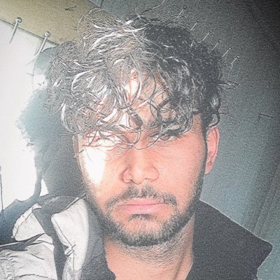 😬بدون بیوگرافی خاص😬 💯فالو=بک💯 🙂نویسنده و کمی شاعر🙂 👇چت ناشناس👇