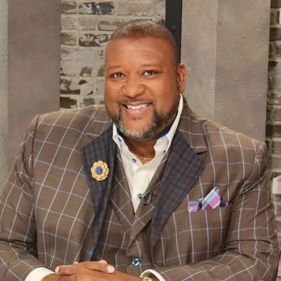 Pastor. Author. Radio Show Host. RealTalk w/Dr. Anderson from 3-4pm on WAVA 105.1FM and https://t.co/hP9DmyMkfk. Your Bridge Building Voice in the Nation's Capital!