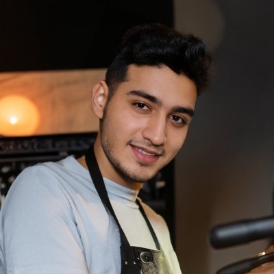 من گوشم از این حرفا پره✌️
اگه حرف تازه ای هست،بگو
باریستا/قهوه☕️