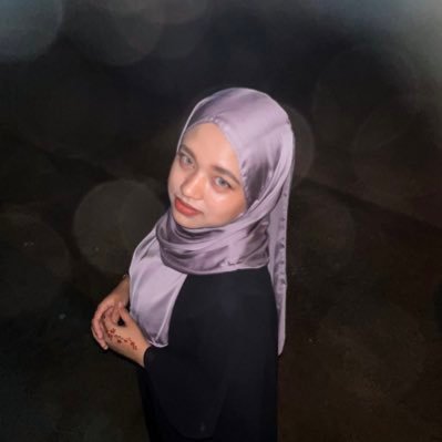 zhaziqzul's profile picture. saya tengah makan kacang. awak ni kacau ah