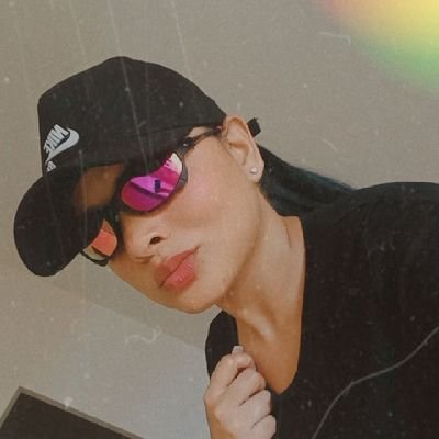 bedoyaangie950's profile picture. dime quién ama de verdad quien no se va romper por dentro cuando tengas gas de  amar en contra de tu propio tormento 🩷🩵🌪️🦕