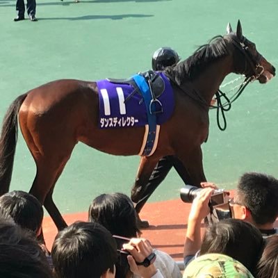 競馬、パチスロが趣味。 そろそろ銀行辞めたいマン。特技は中穴本命的中の紐抜け。