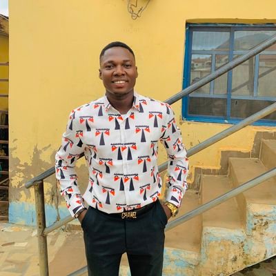 Oyor_T's profile picture. READING 
SOCCER 
CREATING CONTENT 
MAKING FRIENDS