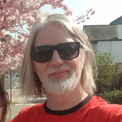 ssw_composer's profile picture. I'm a film composer who's also overly obsessed with doing visual effects!