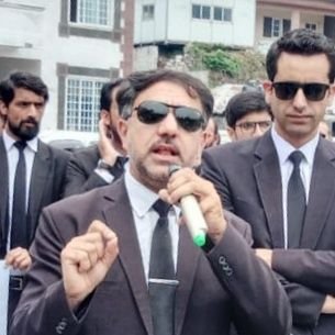 Advocate 
Sc Ajk
Makhdom darbar e Aalia Merakalsi shreef Mzd Ajk.