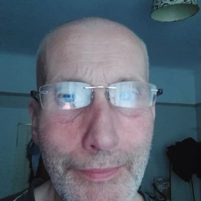 Roy70wir's profile picture. 