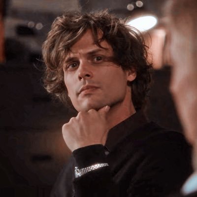 veiledstriker's profile picture. | 19 - MLM/Achillean ⋆ Serial Delusionist |