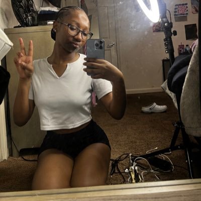 yourfavoritegeminiđź’• Profile