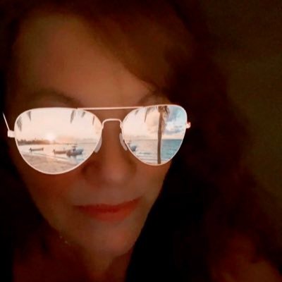 Apple FanGirl from No. NJ👩💻/ Vintage Macs ~ Insurance Agent ~ Cheetahs 🐆~ Halloween/Fall 🎃🍁🦔🌻~ Virgo ~ Red Hot Chili Peppers 🌶️ ~ Snoopy & Woodstock