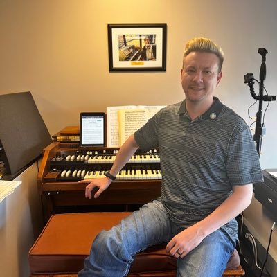 CmaJor1981's profile picture. I am a Professional Church, Theater and Stadium Organist and Pianist, as well  to help raise monies and awareness for Alzheimer’s and Dementia.