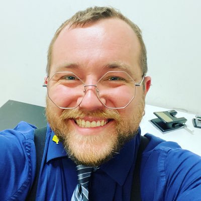 Snarky & Sassy SoCal Fam Law Attorney ⚖️| Gay/Queer🏳️🌈 | He/Him/His| Tweets are my views alone/not legal advice | Follows/Retweets/Likes are not endorsements