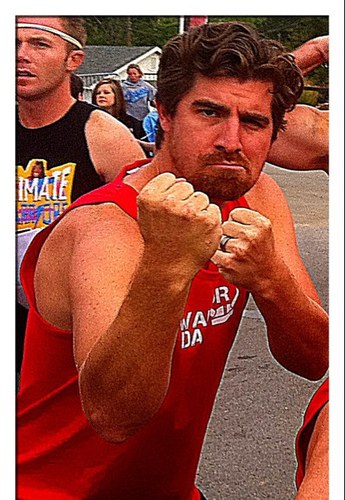 shaunschaefer's profile picture. The lady I love is @megschaefer, retired pole-vaulter, I love God and His people.