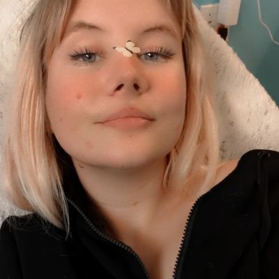 (She/They) | Twitch affiliate | STEM major
👑https://t.co/AOQuqOHjV1