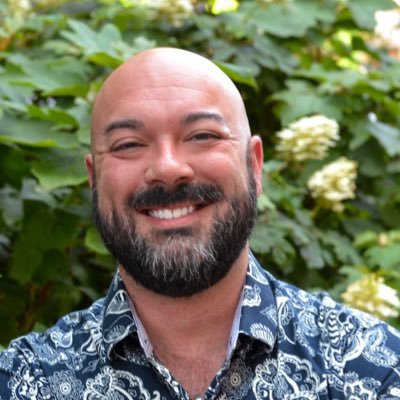 (he/him) Student media adviser. Social justice edu. On weekends, I go on road trips and obsess about my beard. Thoughts are my own.