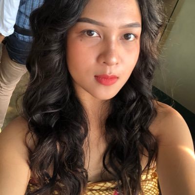 rblesssii's profile picture. :))