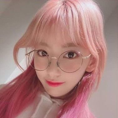 I post/repost the ff: Jpop 🎵| Kpop 🎶 | Marvel 🦸♀️| Loki 💚 | Animals 🐱 | Celebrities 💃| Funny Things 😂 | Follow me! 💕🇵🇭