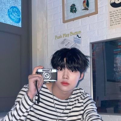 ā¦ą£±ŪŖŪŖĢ„ą£ą£®ą£©ą£“ćhey lookin for ma boys kpop⸼۪࣓ﻬź
ā : . . .