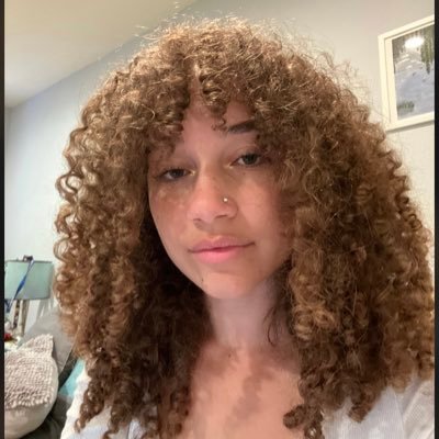 ajatheepony's profile picture. she/her