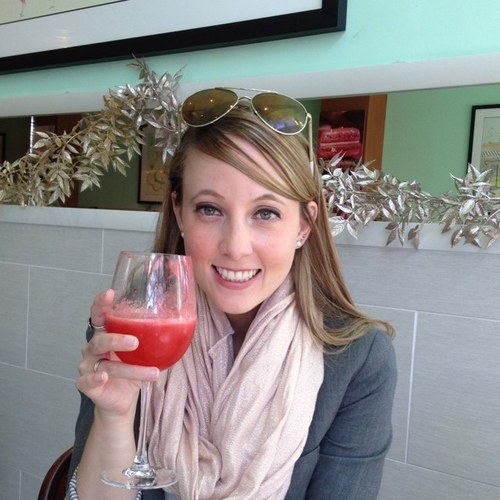 JmeKeller's profile picture. My only interests are drinking wine and judging people. Attorney. Champagne Drinker.Dateline, Twin Peaks & X Files nerd. It’s all about the U and Seahawks baby!