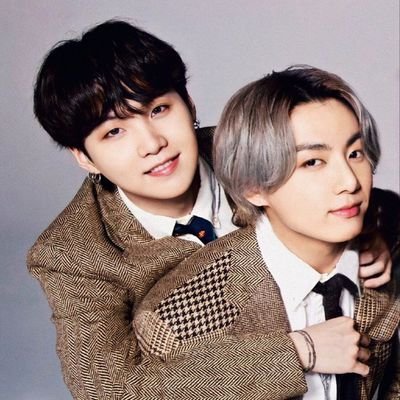 my life ☹️ || 💜⁷ || having soft spot for the little prince and his meow hyung 🥰 || reader, and i write sometimes🥺 👉🏻👈🏻