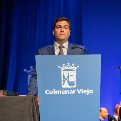 📍#ColmenarViejo 🇪🇸 
Concejal 🅿️🅿️ 2º Teniente Alcalde del @aytocolmenarviejo Licenciado en Derecho👨🏻‍⚖️ 
💪🏼⛳️🏊🏻‍♂️🎾⚽️⛷💪🏼 
💍@larumadrid ♥️ 🤗