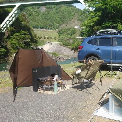 静岡に住んでます。
スキーと、釣りと、温泉と、旅行が好き。奥華子さんファンです。ゆるキャン△大好きです。勿論、キャンプもしてまーす。たまにだけど。
あ、スバリストてやつですかねー。