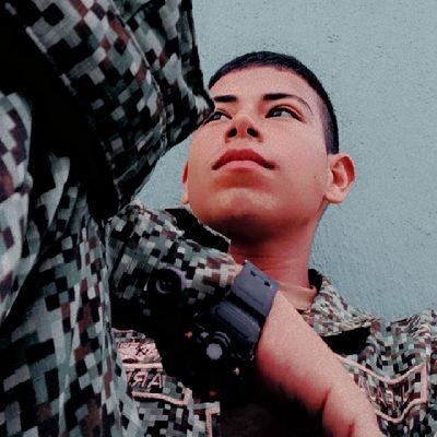Músico 
Dibujante 
Fotógrafo 
🌌