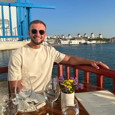 lewiswalm19's profile picture. 