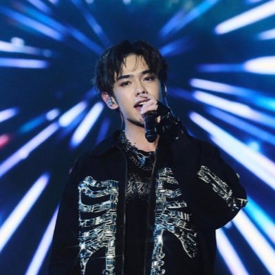 Soodax1's profile picture. TRINITY | TREASURE | GOT7 | INTO1