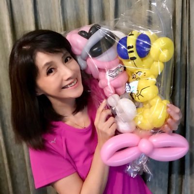 アカウントが謎の凍結😭12,000名のフォロワーの皆さま、ごめんなさい🙇♀️1から出直します。かつてピンク色で地球を守り、今は築地『諏訪商店』守りながら活動中。 ジャスティスジャパンエンターテイメント所属。https://t.co/4lzobHelxg