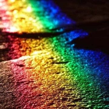 ThaBrokenS's profile picture. Broken.