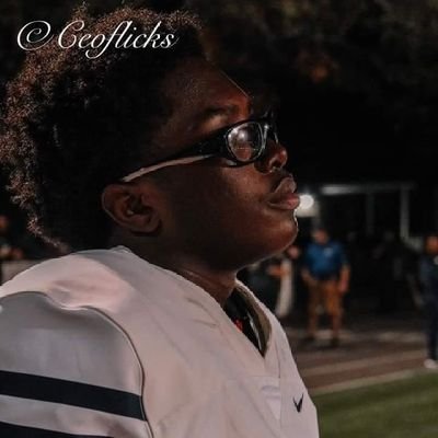 (6'3-6'4) (268)
OLine/Dline.
(Bonixsemexant@gmail.com)