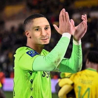 palban_plafont's profile picture. Je fb sans chouiner 😹😹
Abonnez vous les goats pour mon 2e prime 🔥🔥
Fc Pantes 💚💛