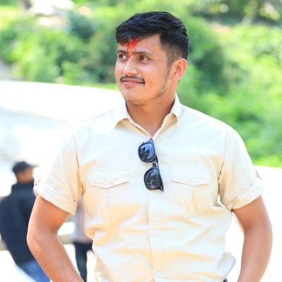 अरुको कुरा काट्न मात्र जन्मिएको हो भने
जिवनलाइ त्याग्नुस मृत्युलाई रोज्नुहोस ।।