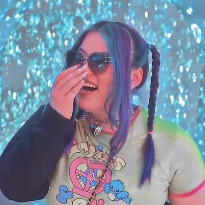 ✧ ⁠╹Welcome╹⁠ ✧
This account is fan of🩷💛🩵💜💚
Krew🫶🏼
