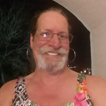 MikeIsASissy's profile picture. Just your average guy who loves wearing dresses and high heels!!