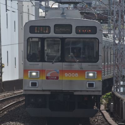 東京と千葉で駅メモやってる学生♀
大井町線とリゾートラインが推し🍀芸人とディズニーも人生かけるくらい好きꐕ
トドロキは駅メモ内の名前🌷🩷