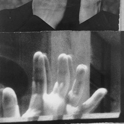 azarerea's profile picture. 19