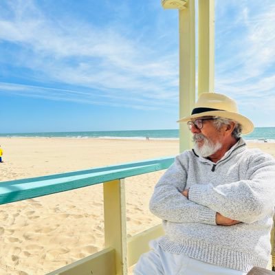 mfernandez1020's profile picture. La curiosidad salvo al gato/Curiosity saved the cat.