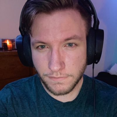 Entillian's profile picture. | Nerd that likes being stupid with other nerds | Amateur Digital Artist | Professional procrastinator