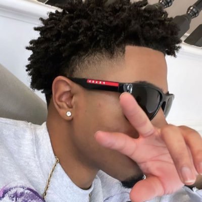 Lucca_98XXX's profile picture. 