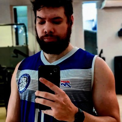 Sou Musico e FrontEnd. Amo tocar contra-baixo e violão. Musica minha paixão
snap  guiaquinto