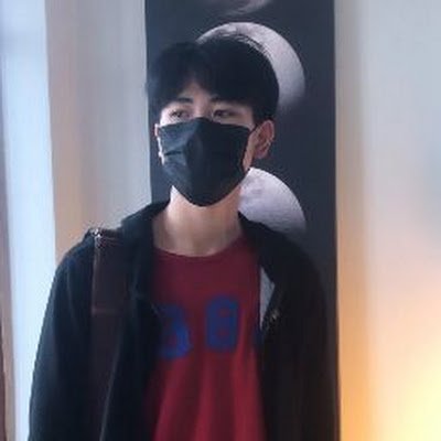 BGodwar61383's profile picture. 