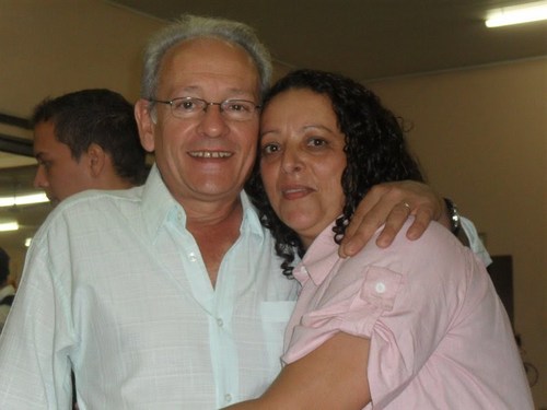 sou cristã ,amiga,brincalhona etc.....