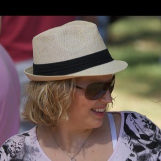 EliseBorg's profile picture. 