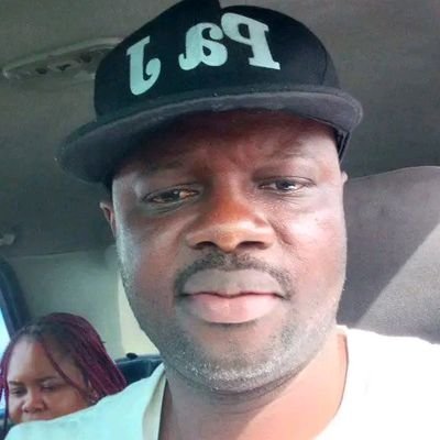 ADDENIYIMARTINS's profile picture. 