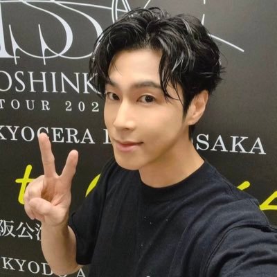東方神起LOVE♡40over二児の母ですが…東方神起好きの皆様!仲良くしてください(≧▽≦)ユノペンですが、何よりホミンペンです♡話しかけるのが苦手ですが、絡んでやって下さい(^◇^;)現在、トン活もお仕事も育休復帰しました!