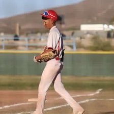 5’5 Wr/Fs115 pounds//C/O 2024 https://t.co/DGBBjl9Ceq.                  SS/Pitcher