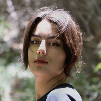 ●ترسیدن میکُشد ~~ نترسیدن زخمی میکُند °° و زخم قوی تر میکُند🌵🪐 دخترک ایران :)))❤️🩹🇮🇷 iranian girl به نام خداوند رنگین کمان 🌈